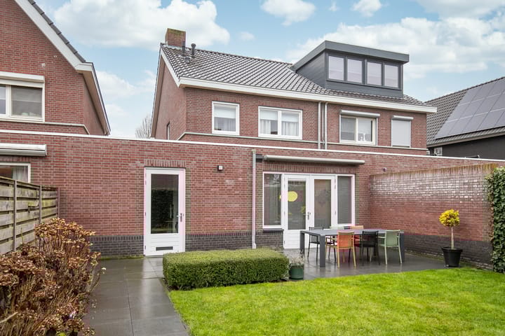 Foto 22 van Roodakker 60