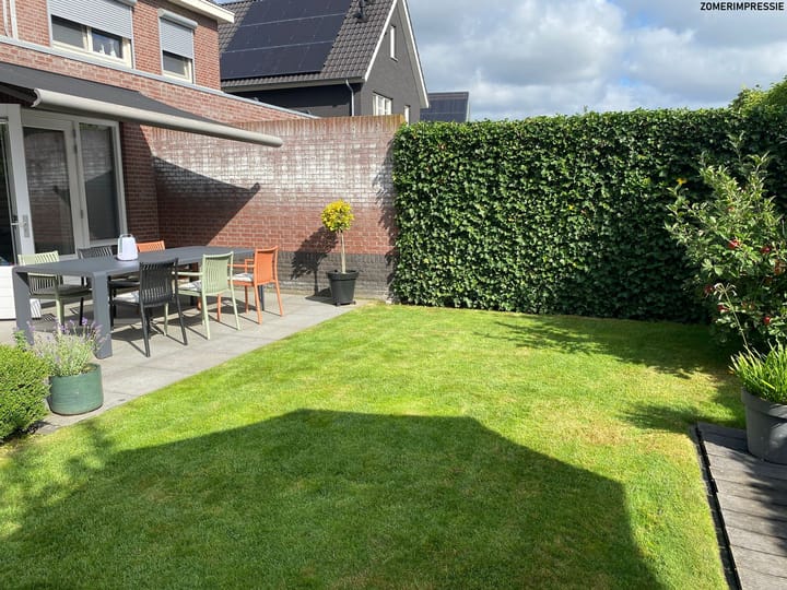 Foto 24 van Roodakker 60