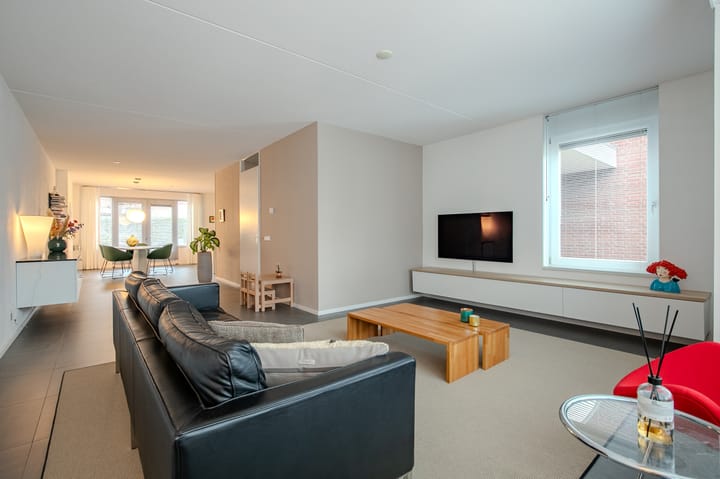 Photo 3 of Roodakker 60