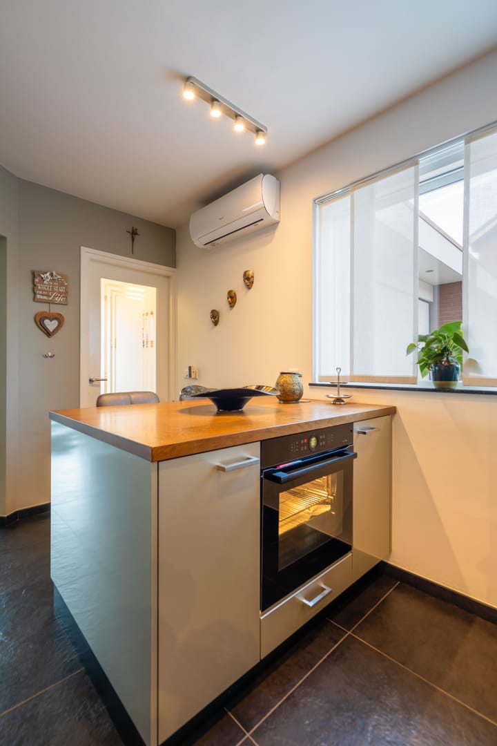 Foto 20 van Overkwartierstraat 7