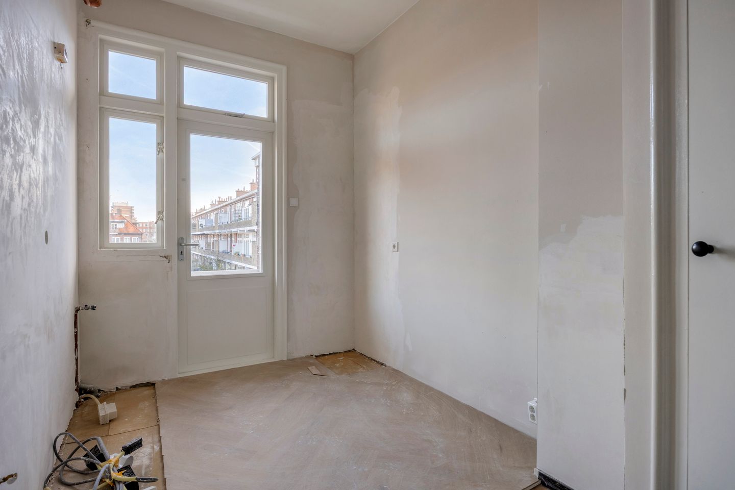 Photo 14 of Van der Aastraat 65