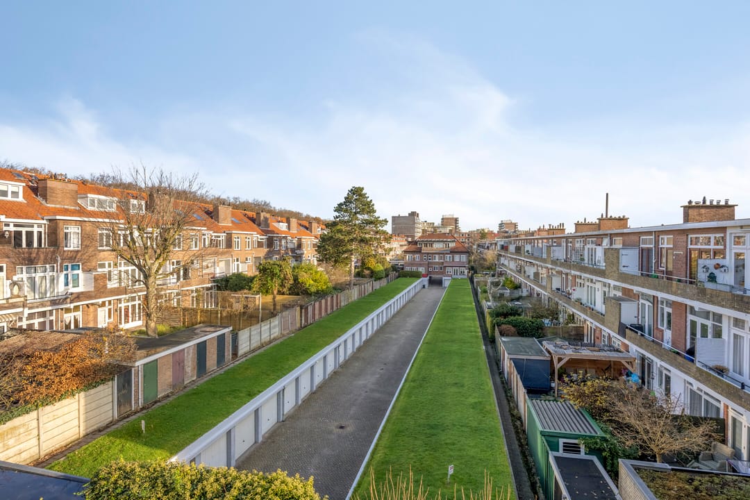 Photo 31 of Van der Aastraat 65