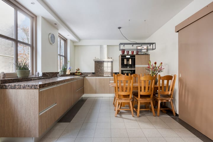 Foto 2 van Everbest 19