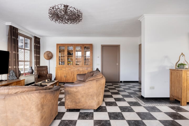 Foto 7 van Everbest 19