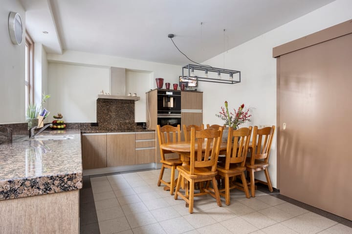 Foto 16 van Everbest 19