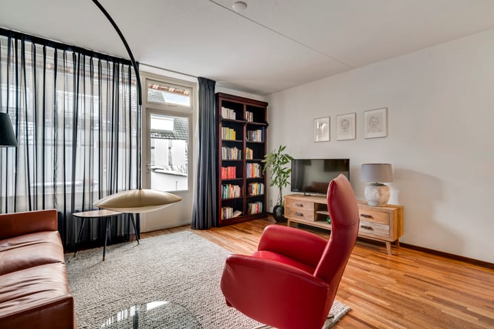 Foto 14 van Leukerhof 34