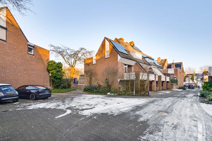 Foto 35 van Leukerhof 34