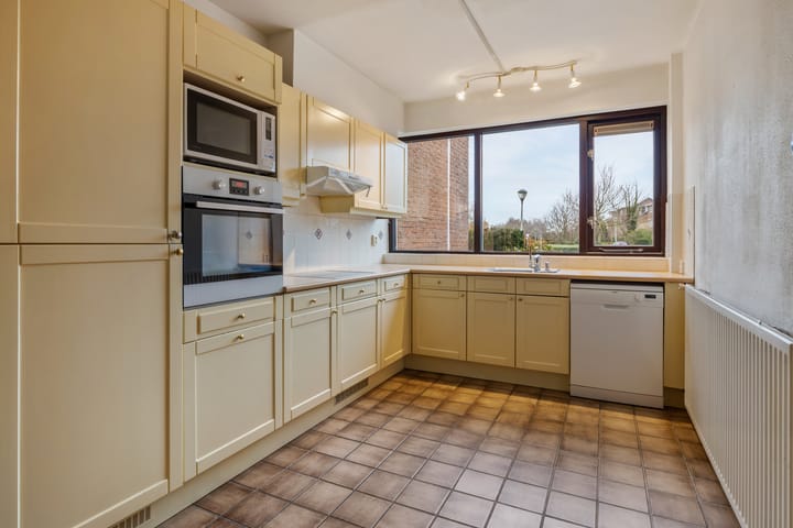 Foto 17 van Galerij 9