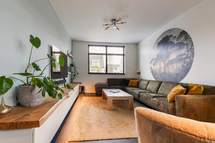 Foto 11 van Lennisheuvel 28