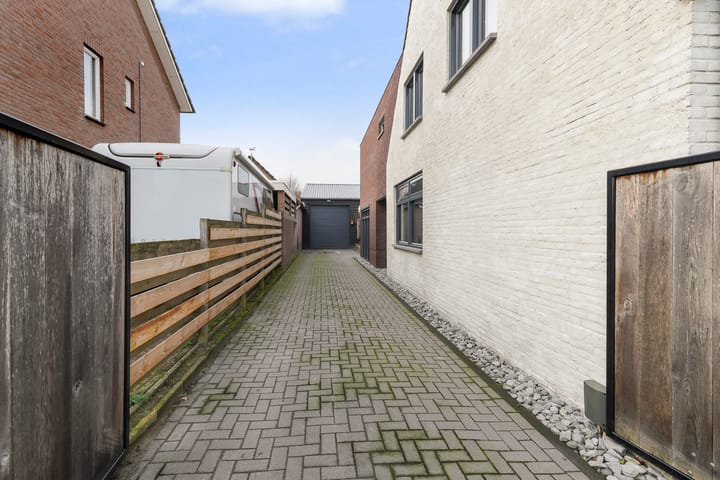 Foto 55 van Lennisheuvel 28