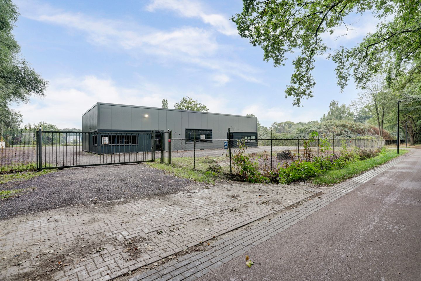 Bekijk foto 2 van Oosterstraat 325-329