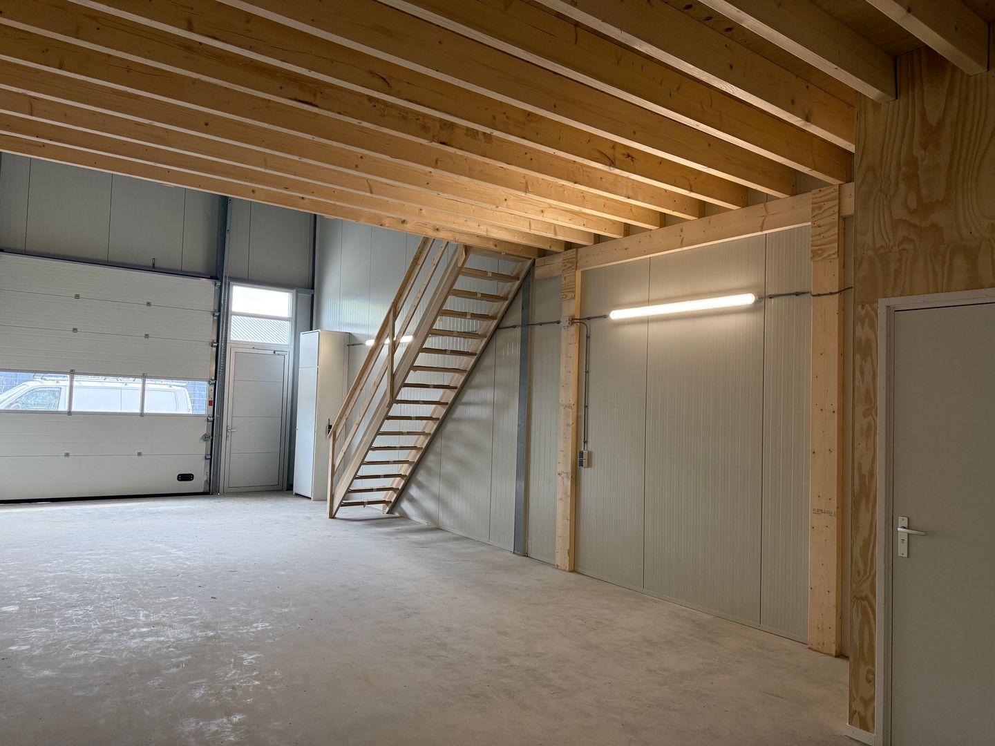 View photo 3 of Curiestraat 3-13