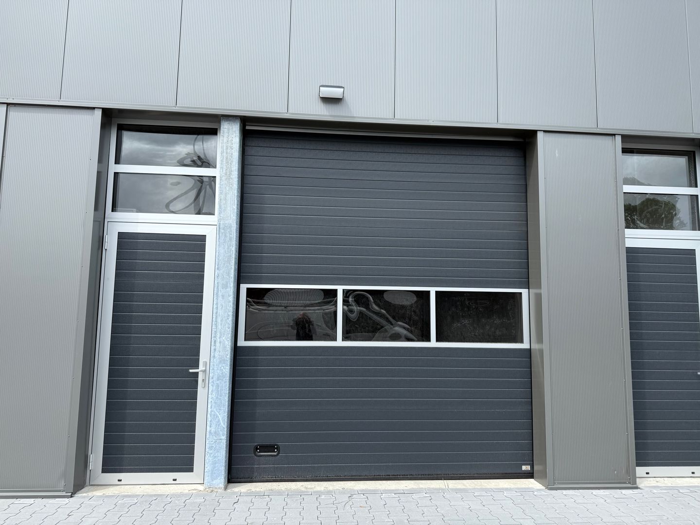 View photo 1 of Curiestraat 3-13