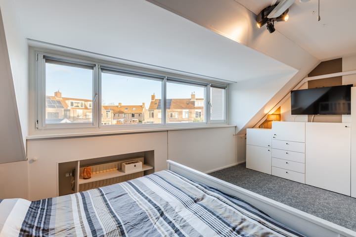 Foto 33 van De Weide 42