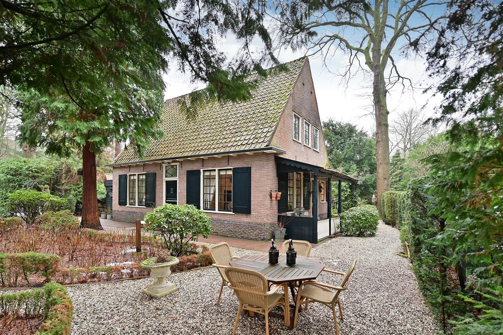 Buying a house in The Netherlands., Noodweg 33