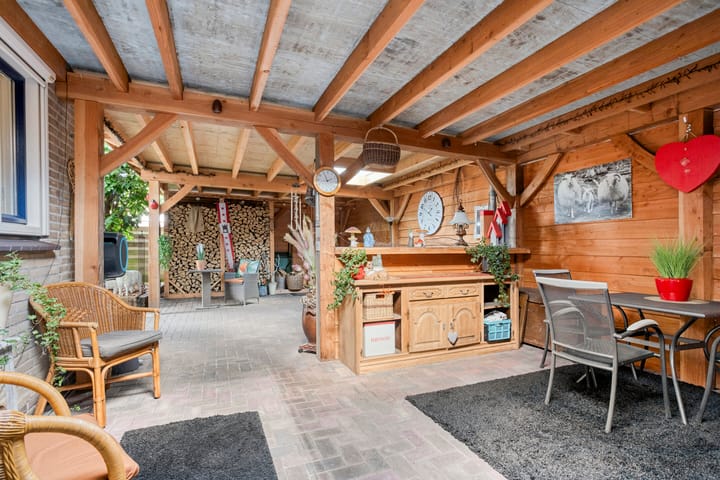 Photo 27 of Middenlaan 22