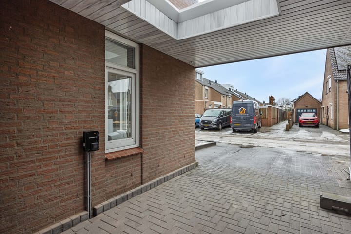 Photo 7 of Oplegger 4