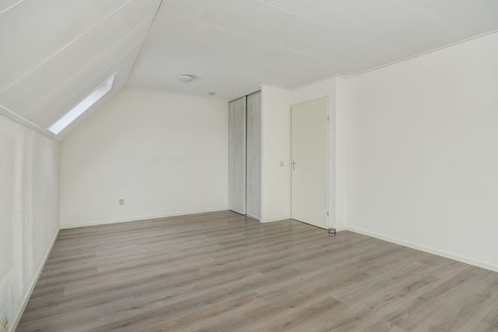 Photo 19 of Oplegger 4