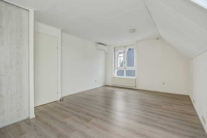 Photo 20 of Oplegger 4