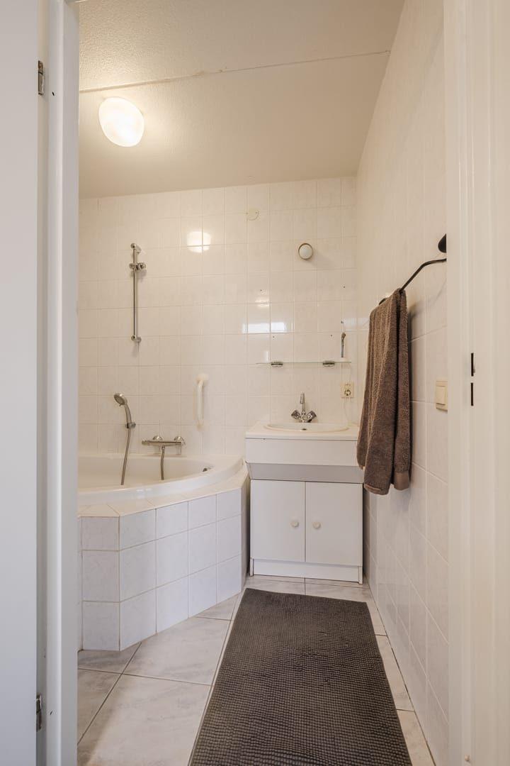 Foto 19 van Schoorswinkel 67