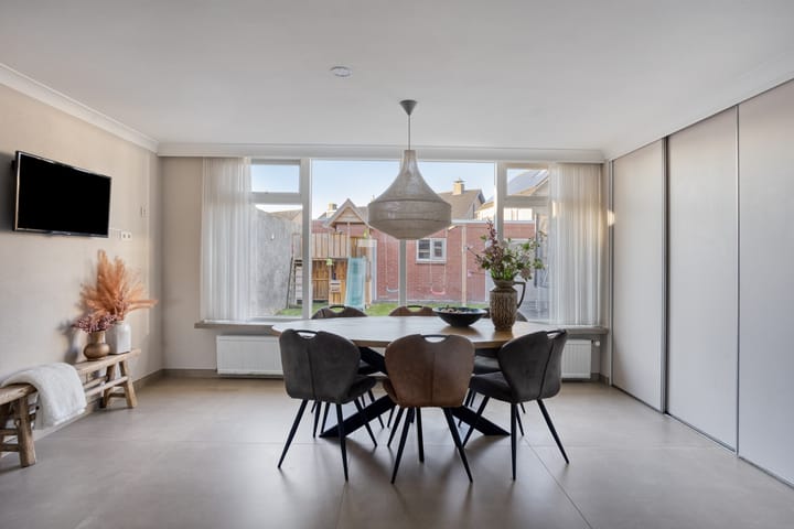 Foto 21 van Meistraat 18