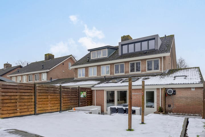 Foto 34 van Den Dries 7