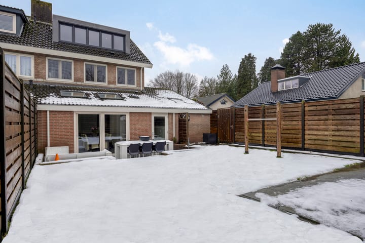 Foto 35 van Den Dries 7