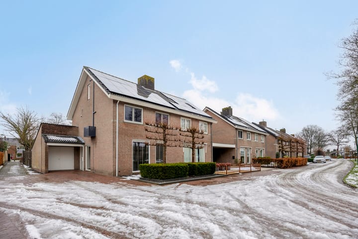 Foto 36 van Den Dries 7