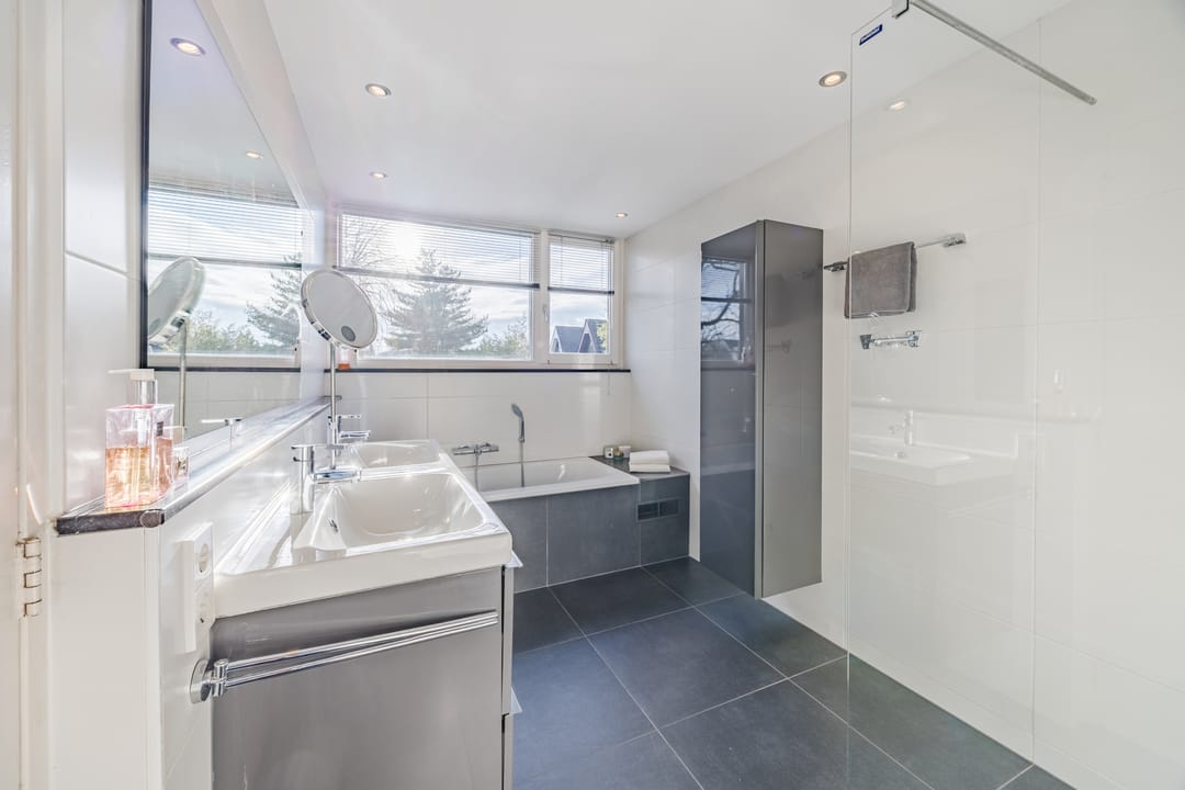 Foto 52 van Leuvenstraat 5