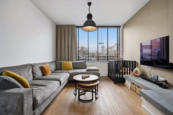 Foto 9 van Asterstraat 8