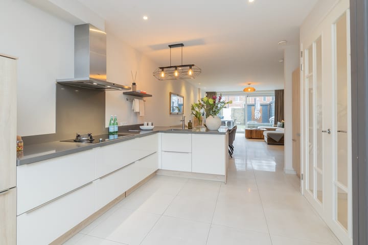 Photo 3 of Prof. R. Casimirstraat 34-A