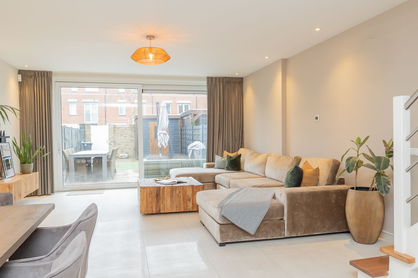 Photo 10 of Prof. R. Casimirstraat 34-A