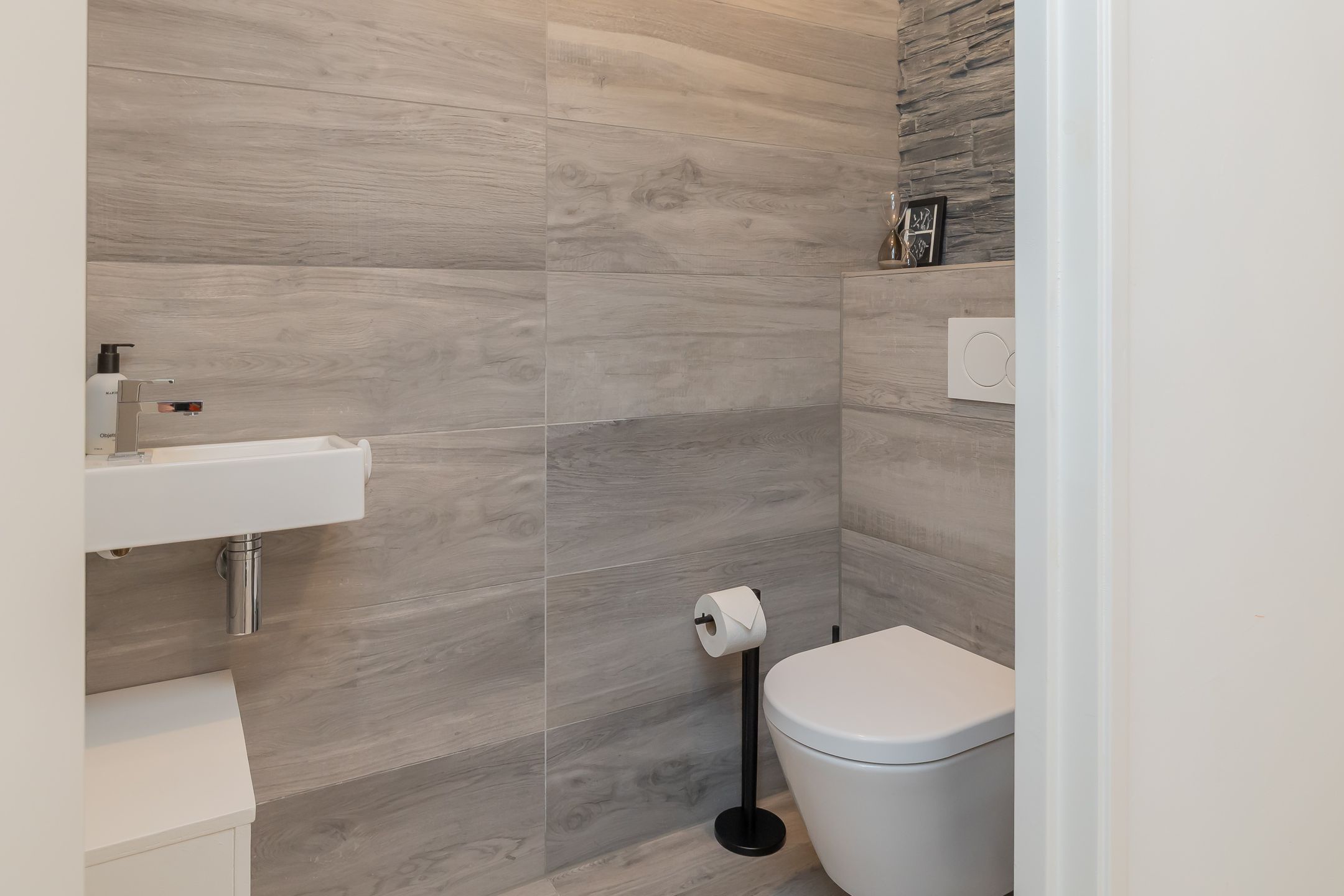 Photo 30 of Prof. R. Casimirstraat 34-A