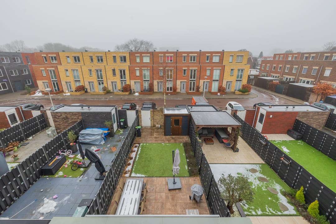 Photo 37 of Prof. R. Casimirstraat 34-A