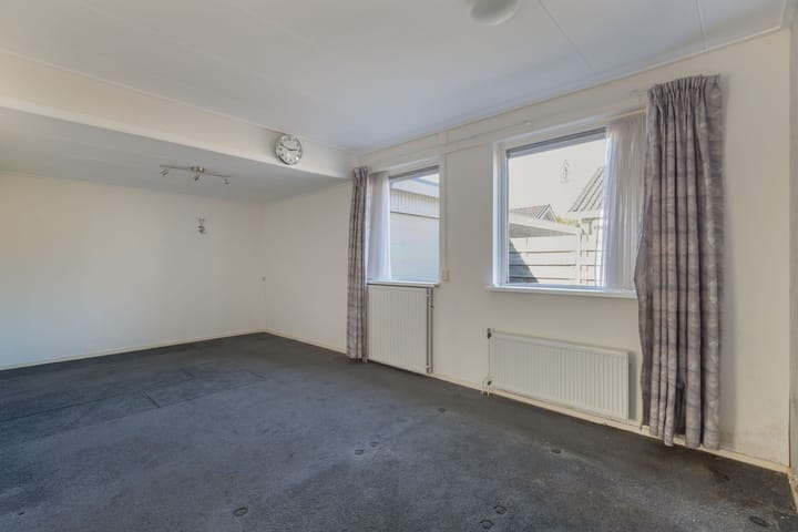 Photo 30 of Engwerd 15