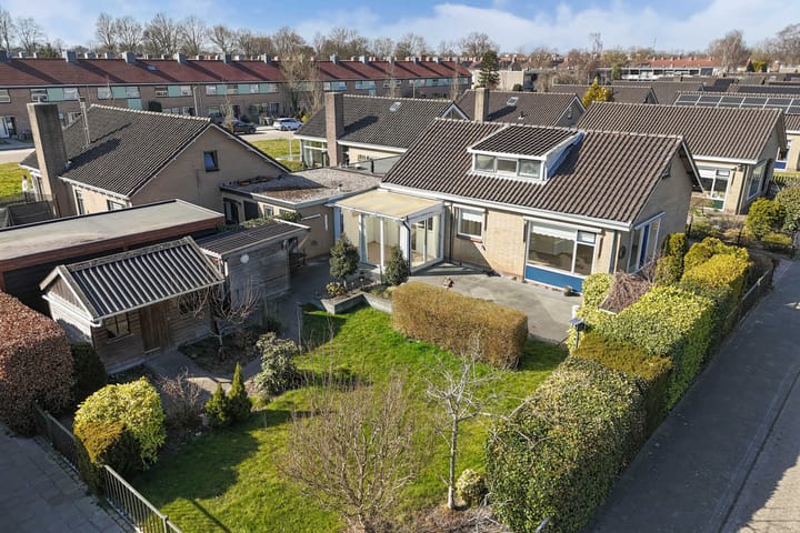 Photo 43 of Engwerd 15