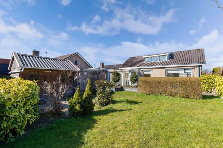 Photo 44 of Engwerd 15