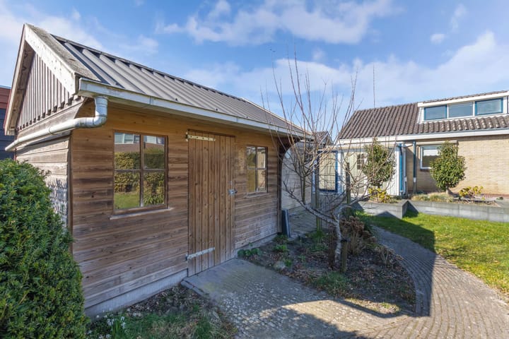 Photo 45 of Engwerd 15