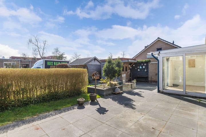 Photo 49 of Engwerd 15