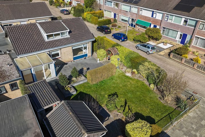 Photo 57 of Engwerd 15