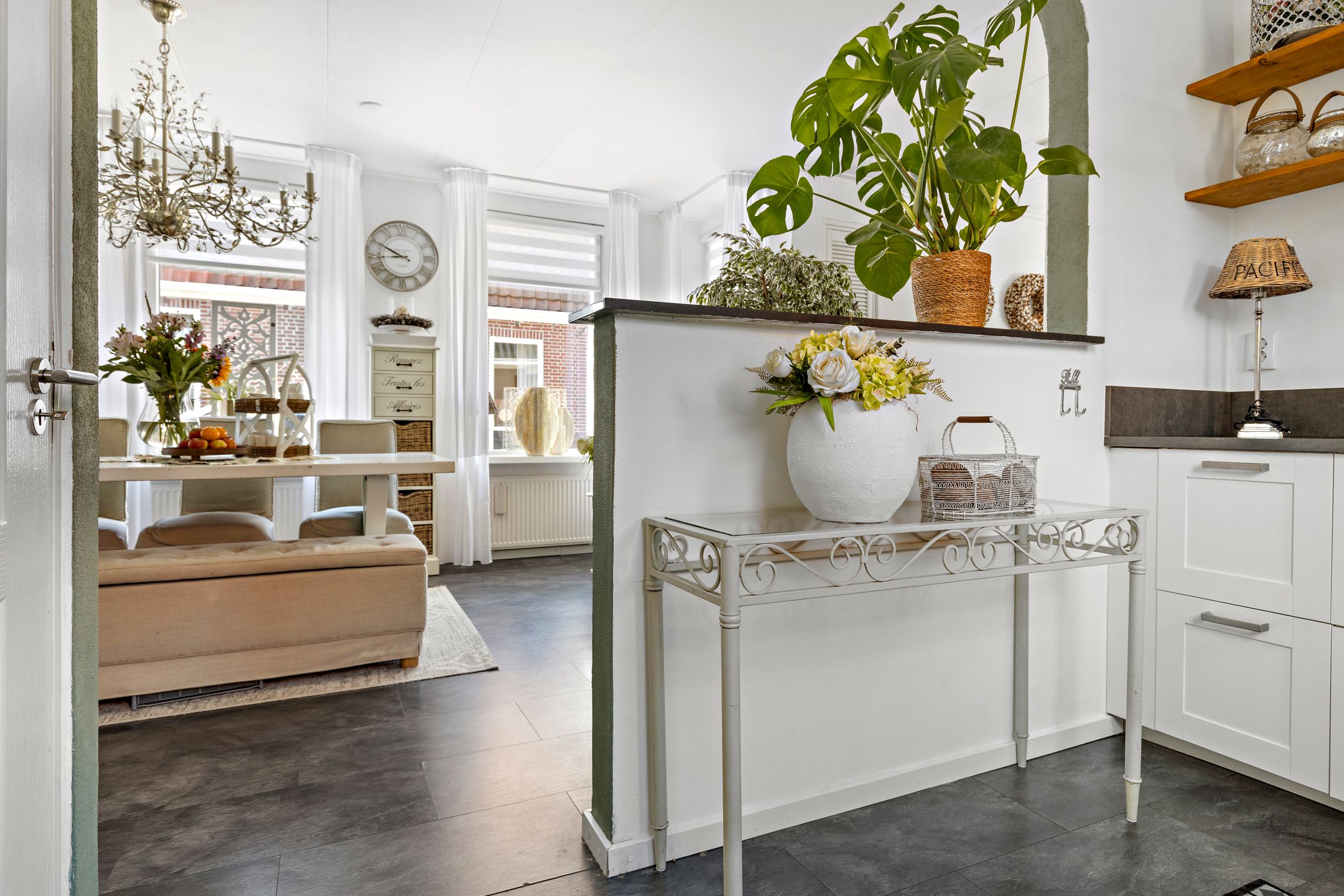 Foto 15 van Middenweg 95