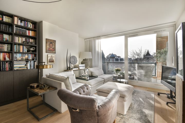 Foto 3 van Johan van Oldenbarneveltlaan 31-G