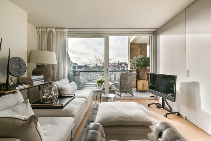 Foto 4 van Johan van Oldenbarneveltlaan 31-G