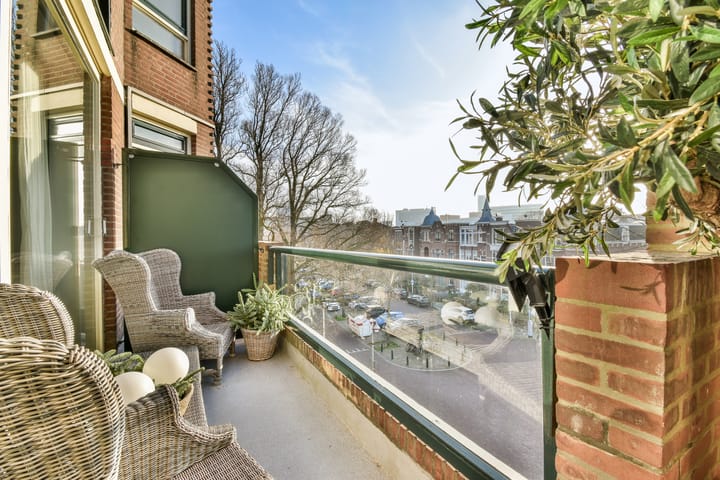 Foto 5 van Johan van Oldenbarneveltlaan 31-G