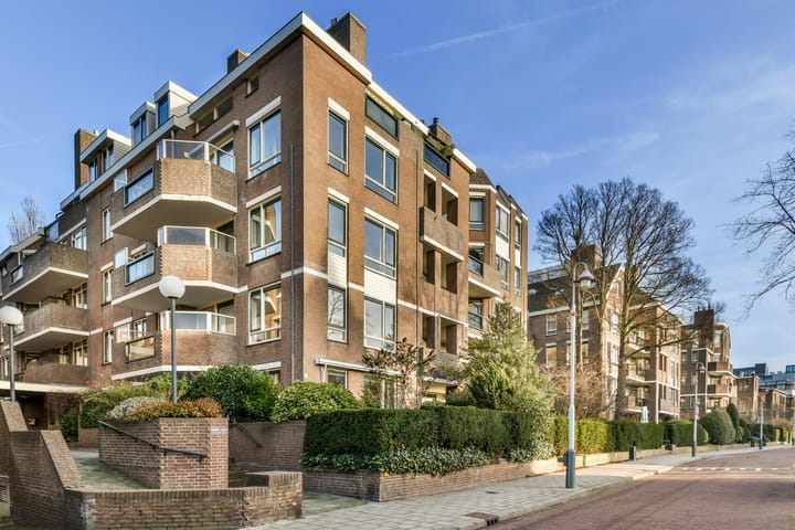 Foto 26 van Johan van Oldenbarneveltlaan 31-G