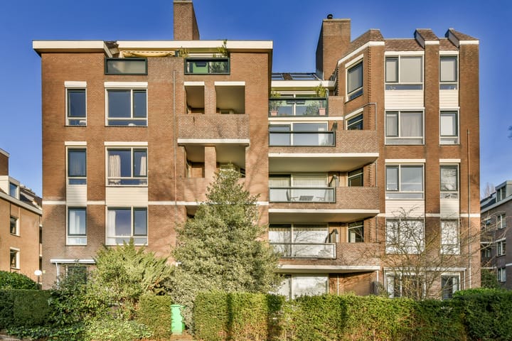 Foto 27 van Johan van Oldenbarneveltlaan 31-G