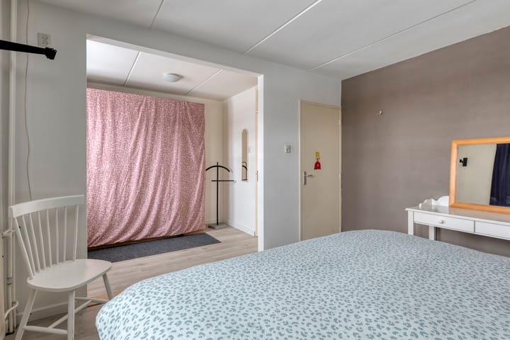 Foto 16 van Florastraat 33