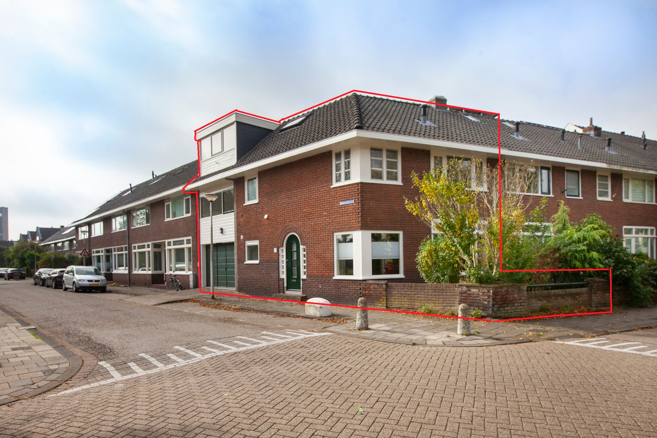 Buying a house in The Netherlands., Eerste kade 83