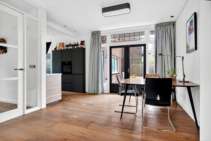 Foto 12 van Eerste kade 83