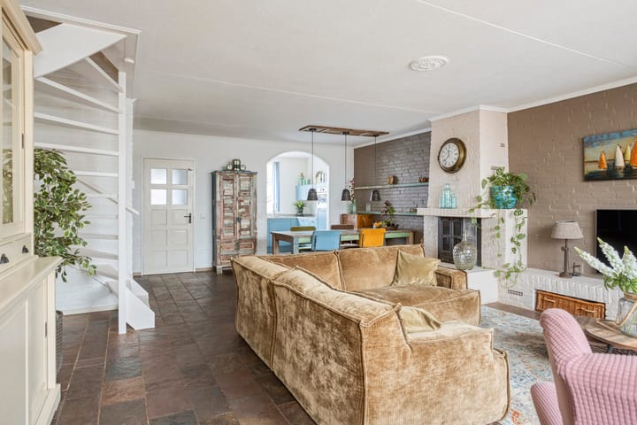 Foto 16 van Bergeraclaan 57